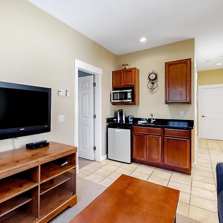 The Colonels Suites Northeast Harbor Bagian luar foto